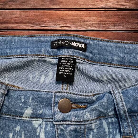 Fashion NOVA Custom Splatter Pattern Size 1X - Picture 3 of 8